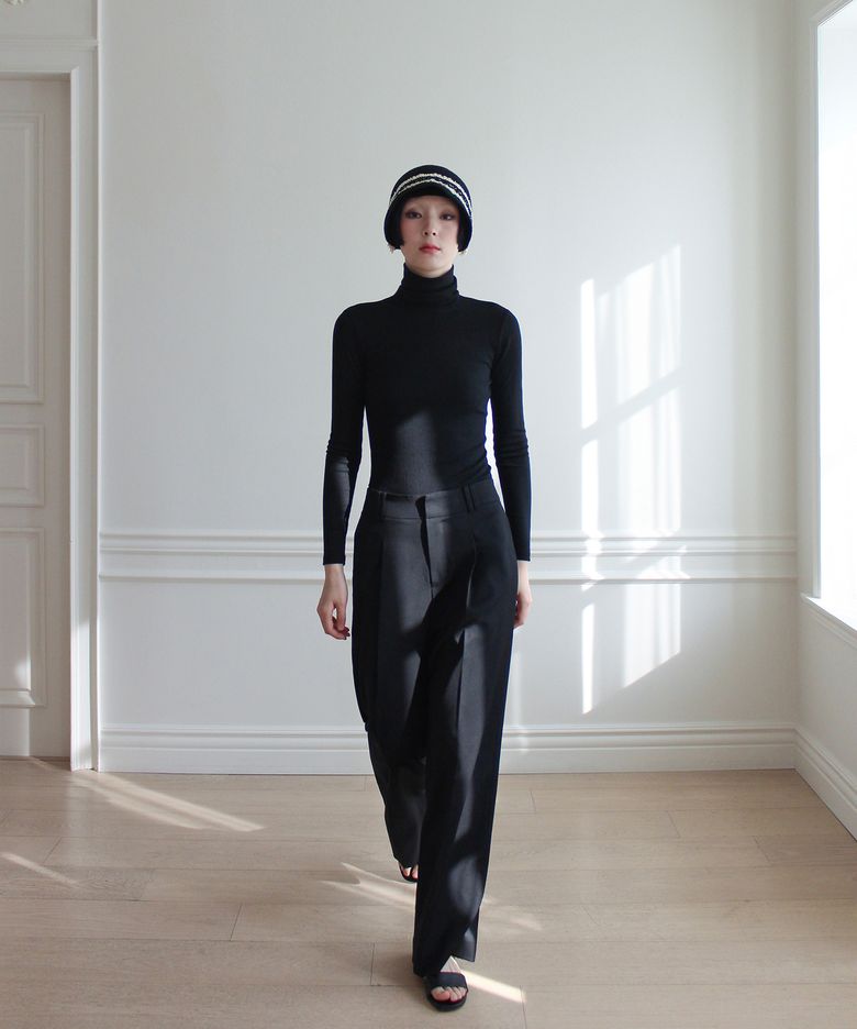Classic Wide Wool Pants (BLACK)