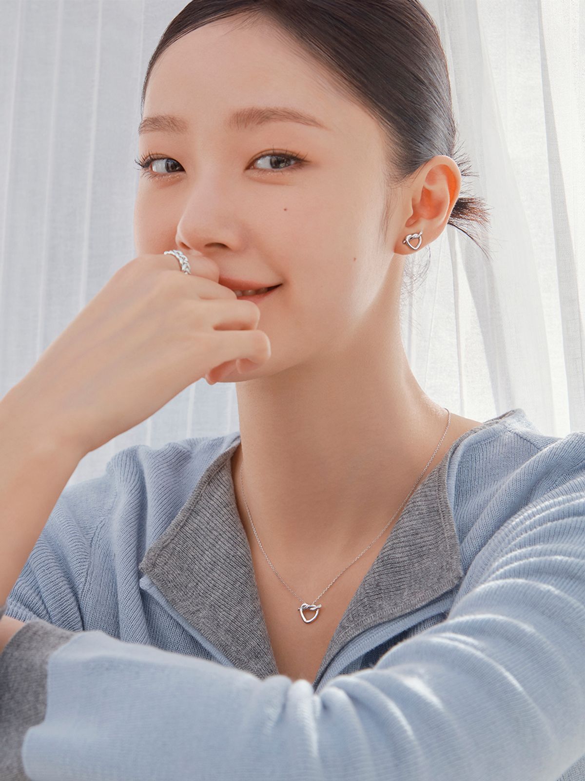 스톤헨지(STONEHENGE) Love Knot 실버 귀걸이 F0283