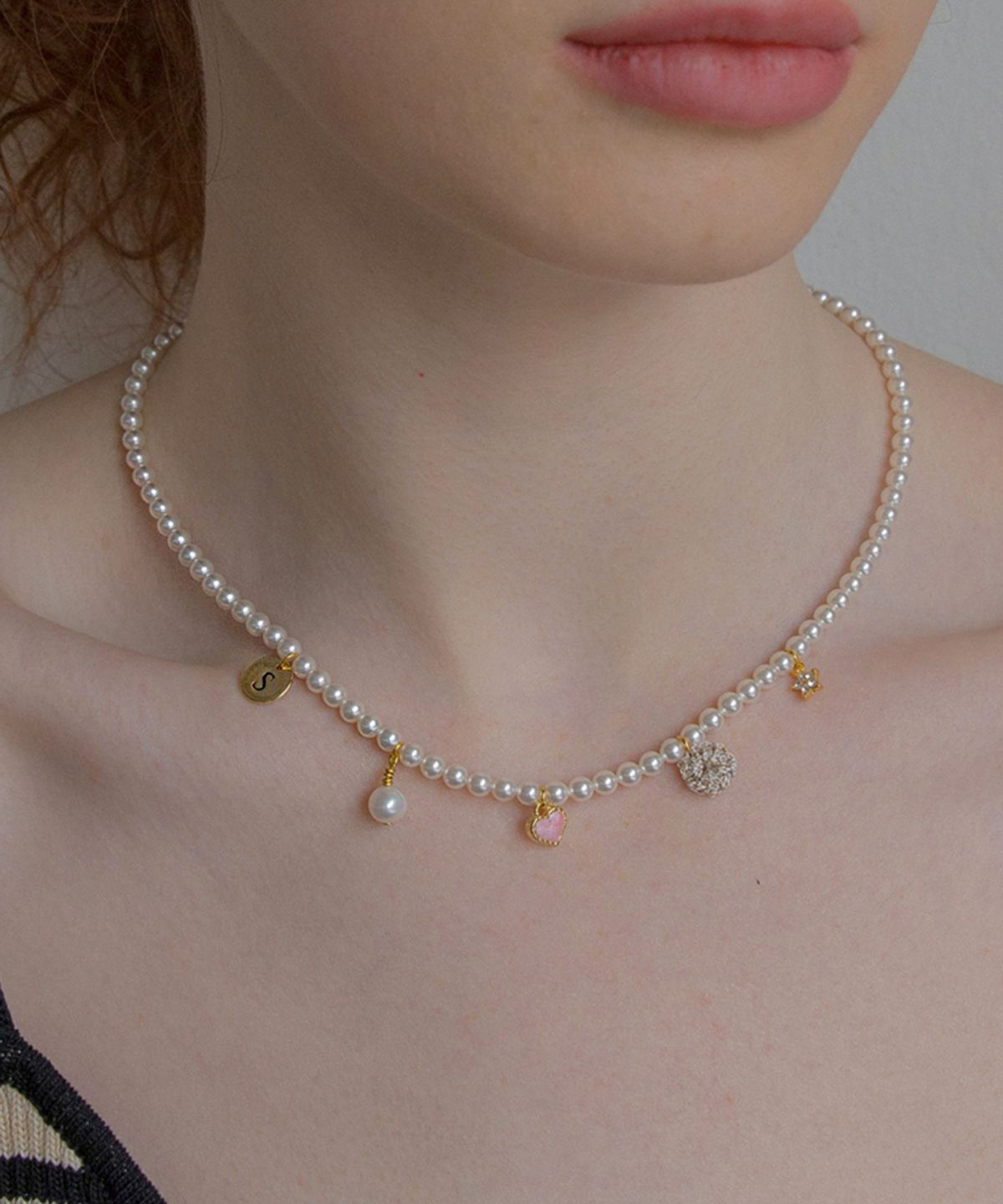 메리모티브(MERRYMOTIVE) 5 mini pendant pearl necklace