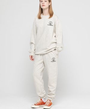 자수로고 세미 오버핏 트레이닝 세트 셋업[오트밀]