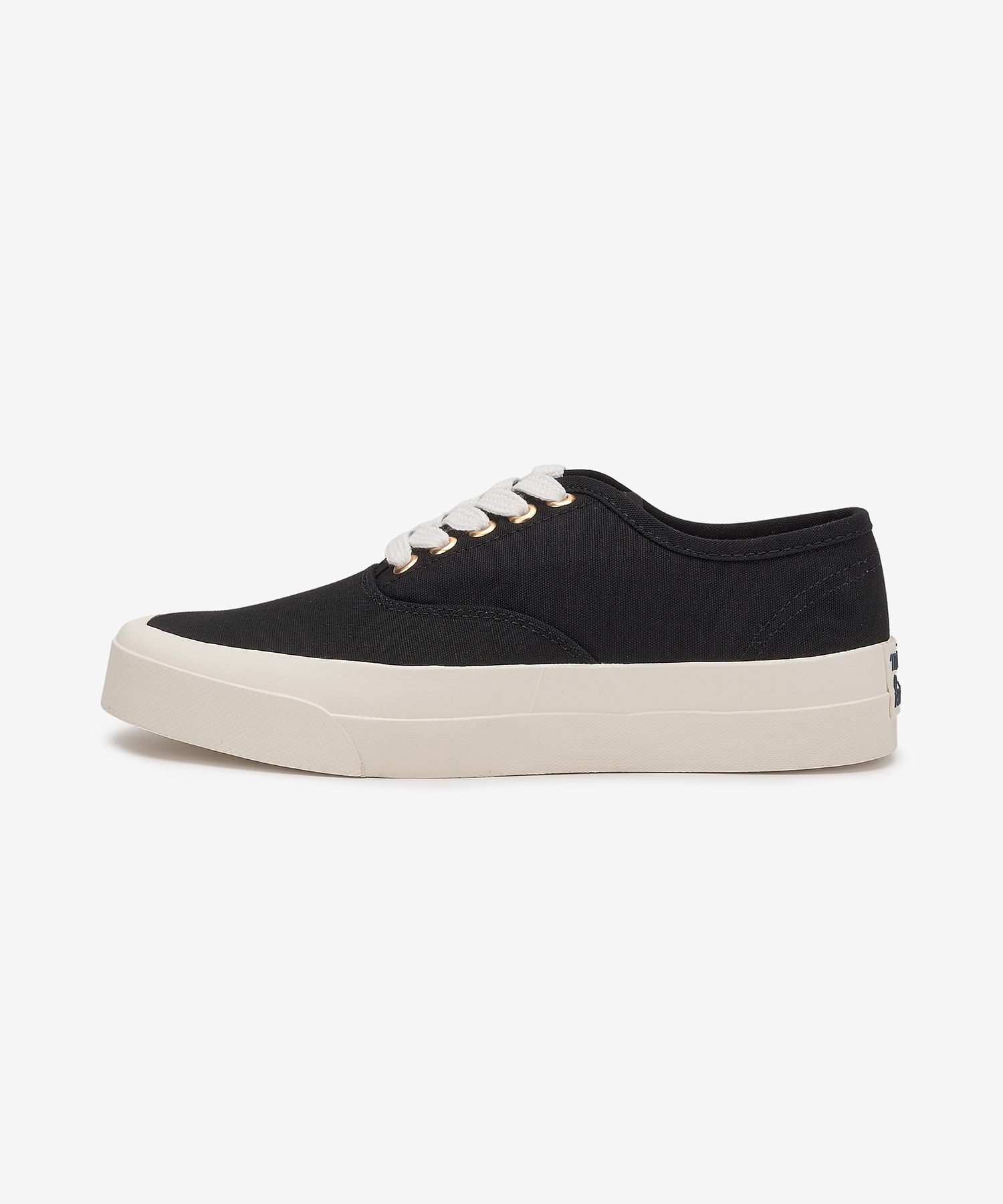 MUSINSA MAISON KITSUNE Canvas Sneakers Black CU04706WW9000P199