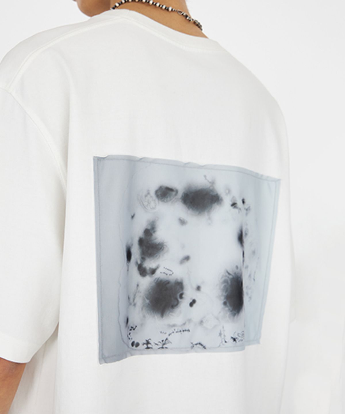 유스(YOUTH) Dust Printing Panel T-Shirt