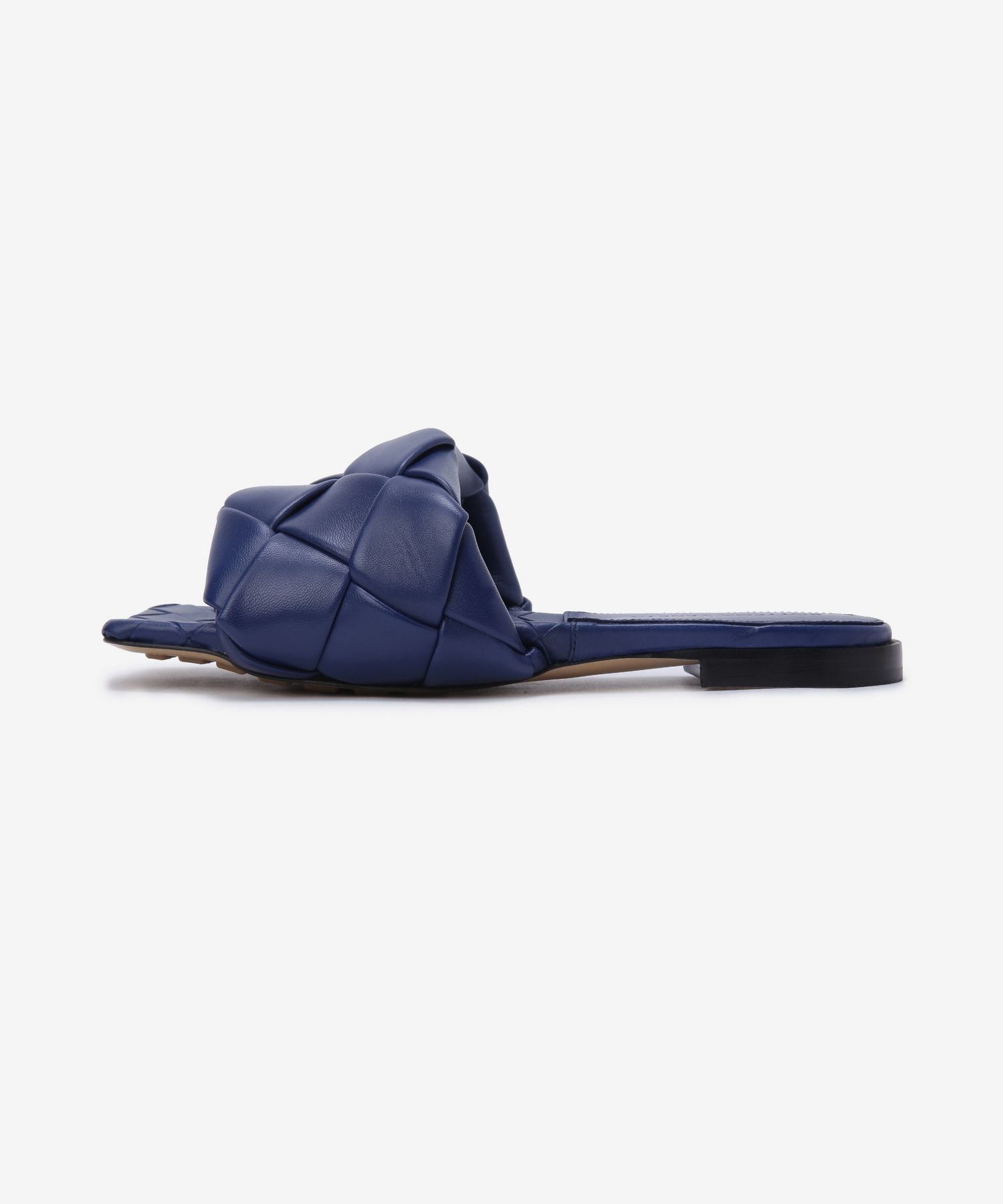 MUSINSA公式 | BOTTEGA VENETA リドフラットサンダル - クルーズ 