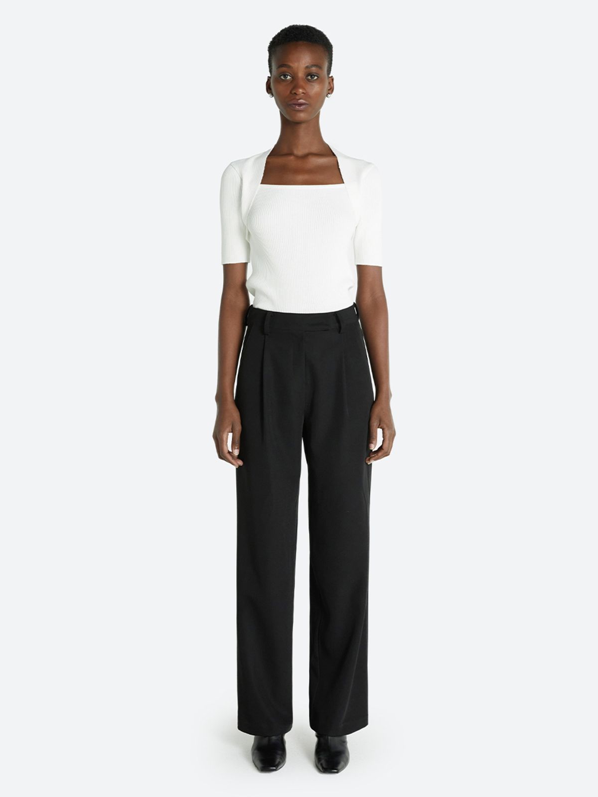 해브레스(HAVELESS) FRONT POINT TROUSERS BLACK