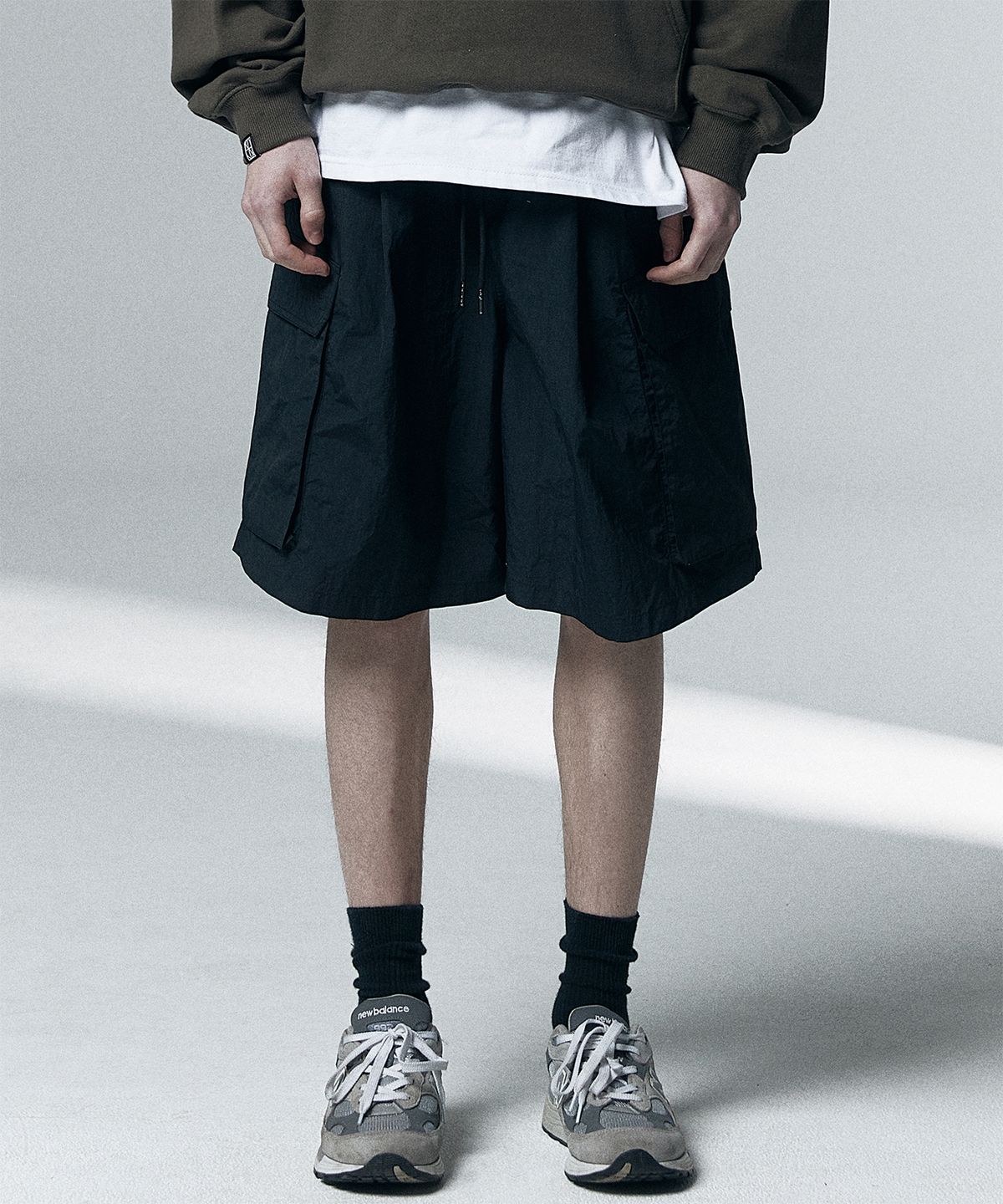 낫포너드(NOT4NERD) Nylon Big Pocket Wide Shorts - Black