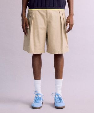 Cotton Bermuda Pleated Pants (BEIGE)