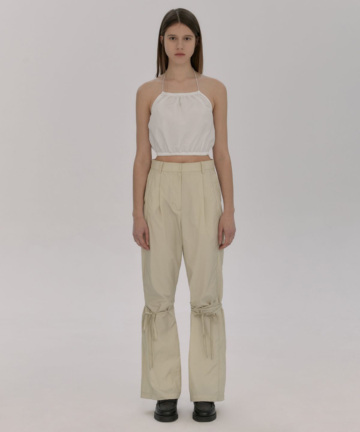 오아이오아이 컬렉션(OIOI COLLECTION) STRING WIDE PANTS [BUTTER]