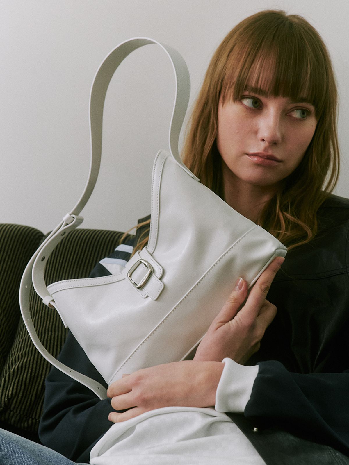 세미코드(SEMICODE) veil middle bag - white