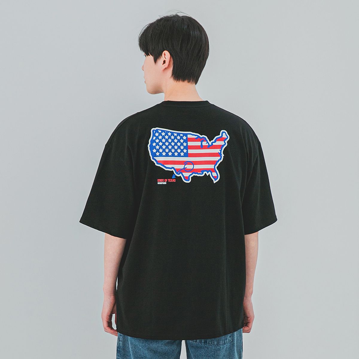 앨빈클로(ALVINCLO) 2XL~4XL 빅사이즈 PLANO 로케이션 오버핏 반팔티 BE54867 (2 COLOR)