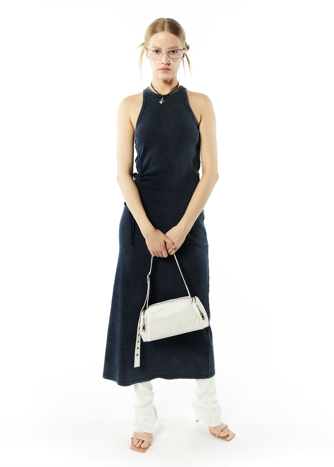 ◆LCDC◆ EYELET BELTSTRAP BAG KHAKI NAVY LCDSAABG22220 MUSINSA | LCDC TM EYELET BELT-STRAP BAG (BLACK/WHITE)