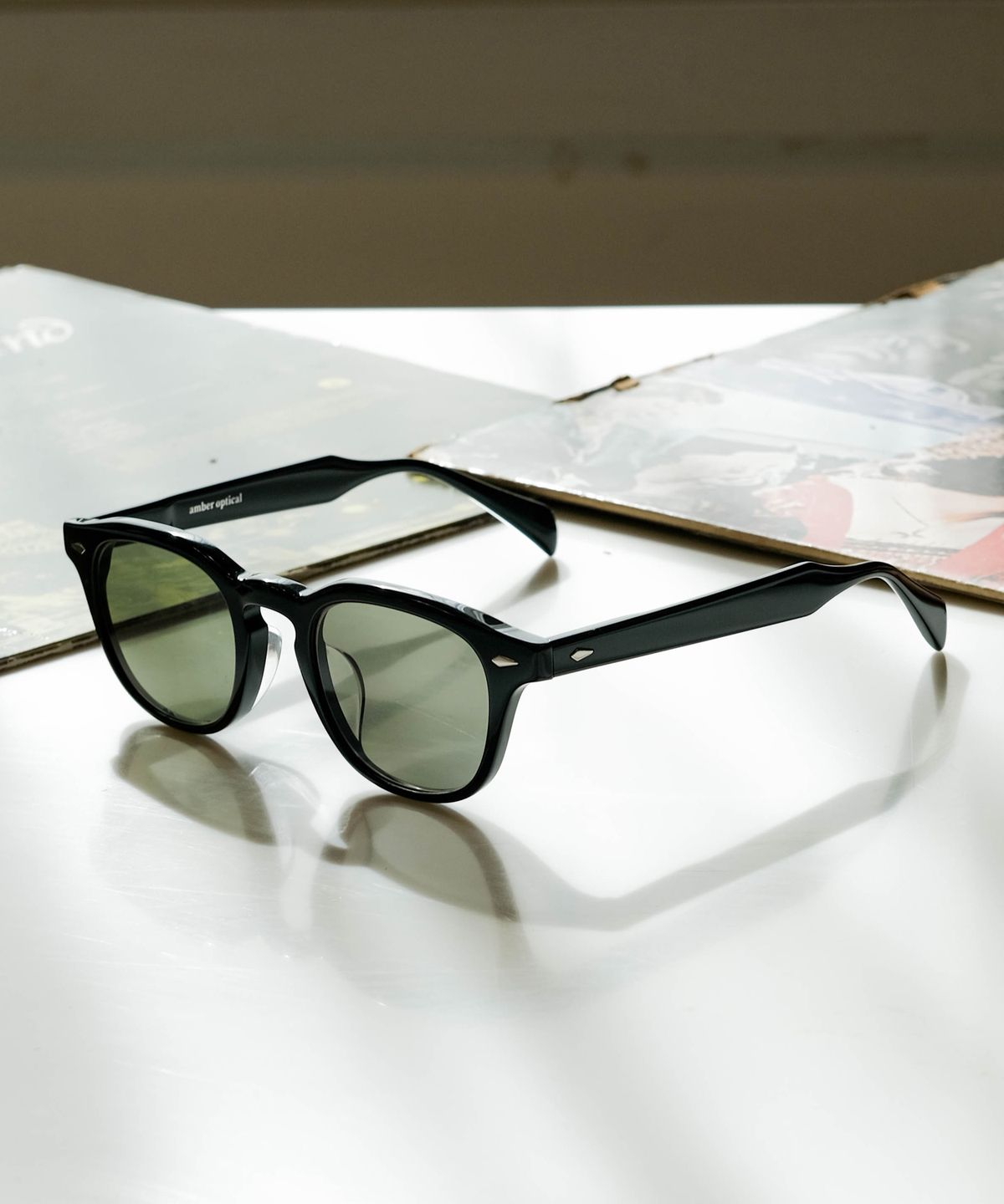 앰버옵티컬(AMBEROPTICAL) 레토 클래식 커스텀 틴트 선글라스