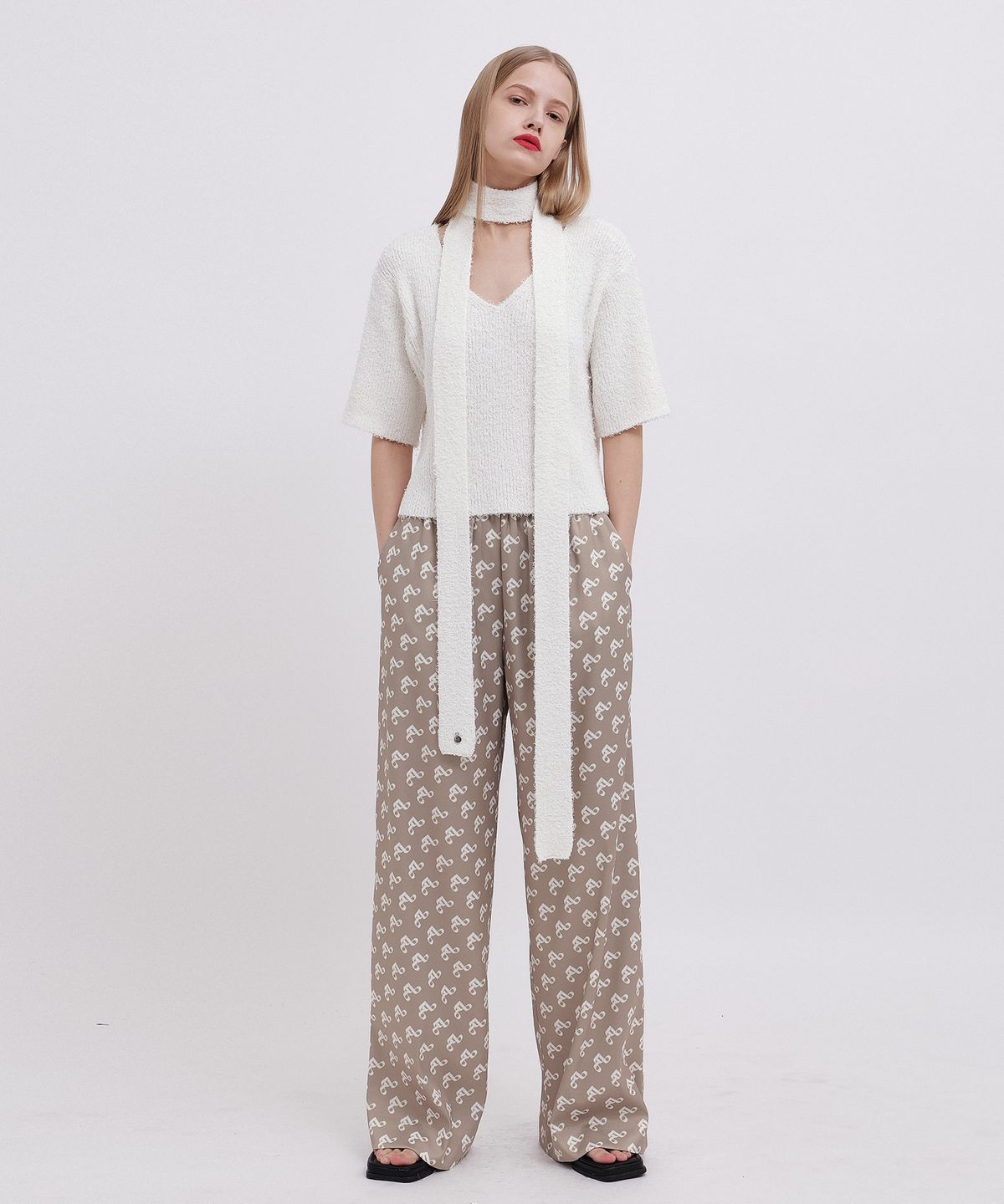 프롬웨얼(FROMWHERE) Pattern Lounge Pants Beige