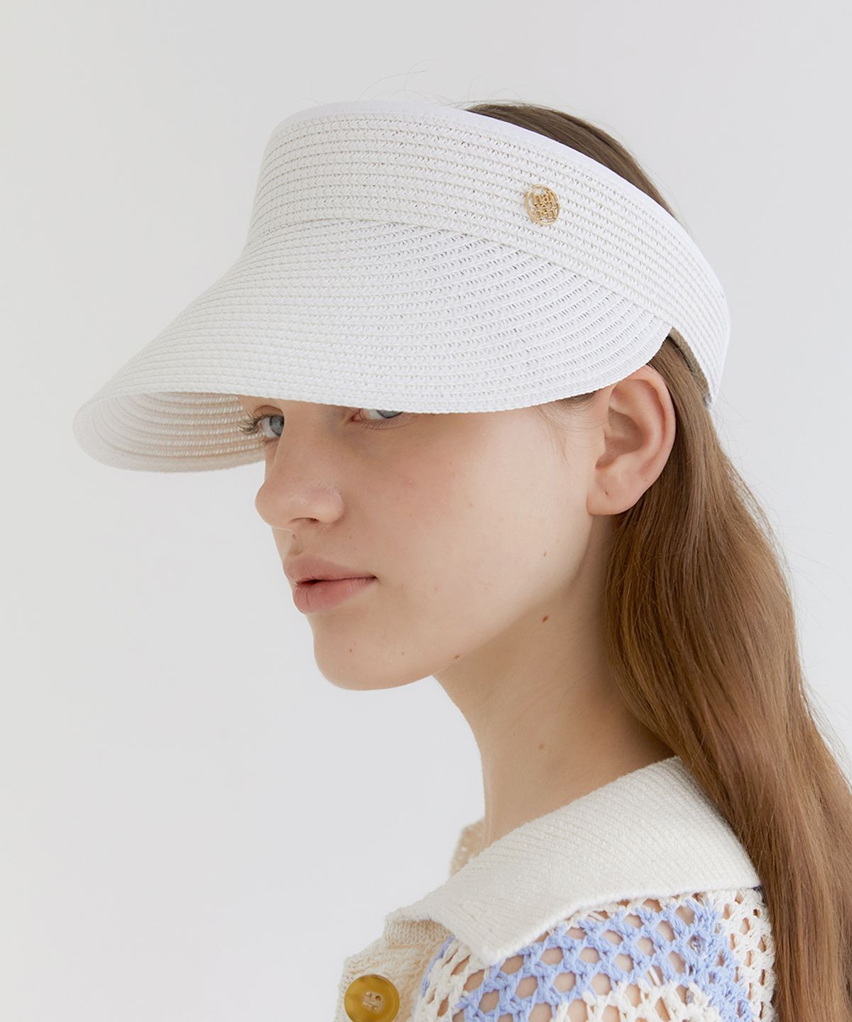 할렌(HALDEN) basic logo pendant raffia sun visor (C009_white)