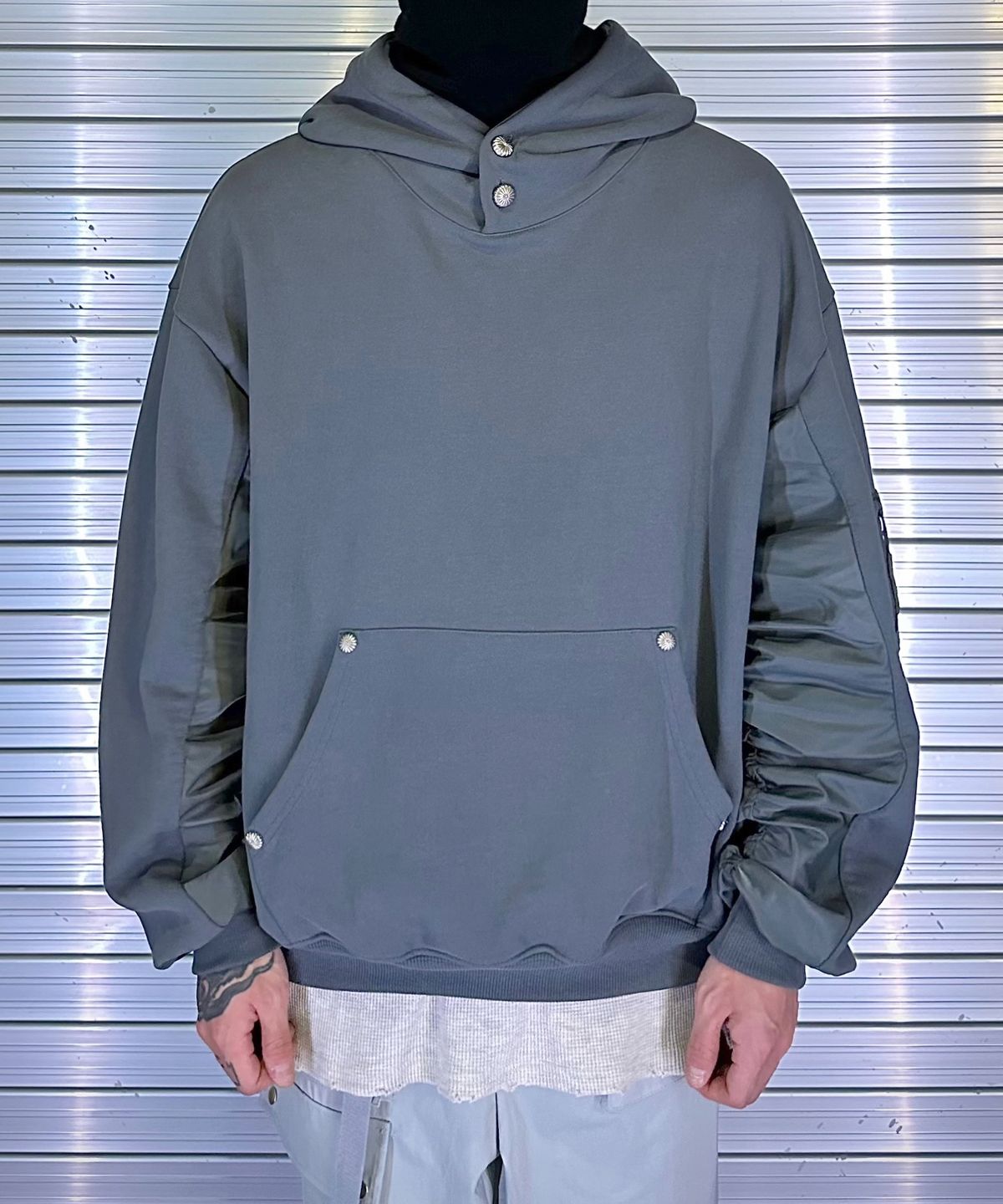 드러그 프로덕트(DRUG PRODUCT) MA-1 MIX HOODIE, CHARCOAL