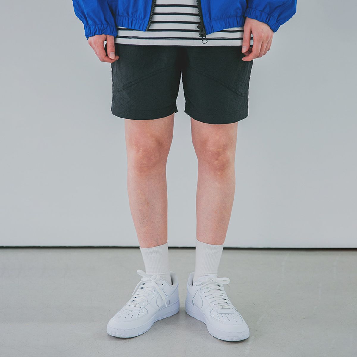 앨빈클로(ALVINCLO) 나일론 우븐 절개 반바지 PAN2547 (3 COLOR)