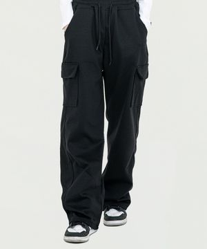[사계절]TR 카고 와이드 스웨트 팬츠 블랙