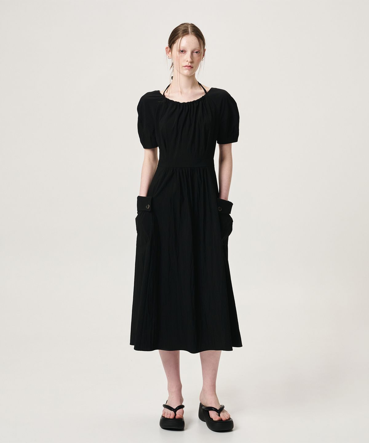 에트몽(ETMON) Neck String Pocket Dress, Black