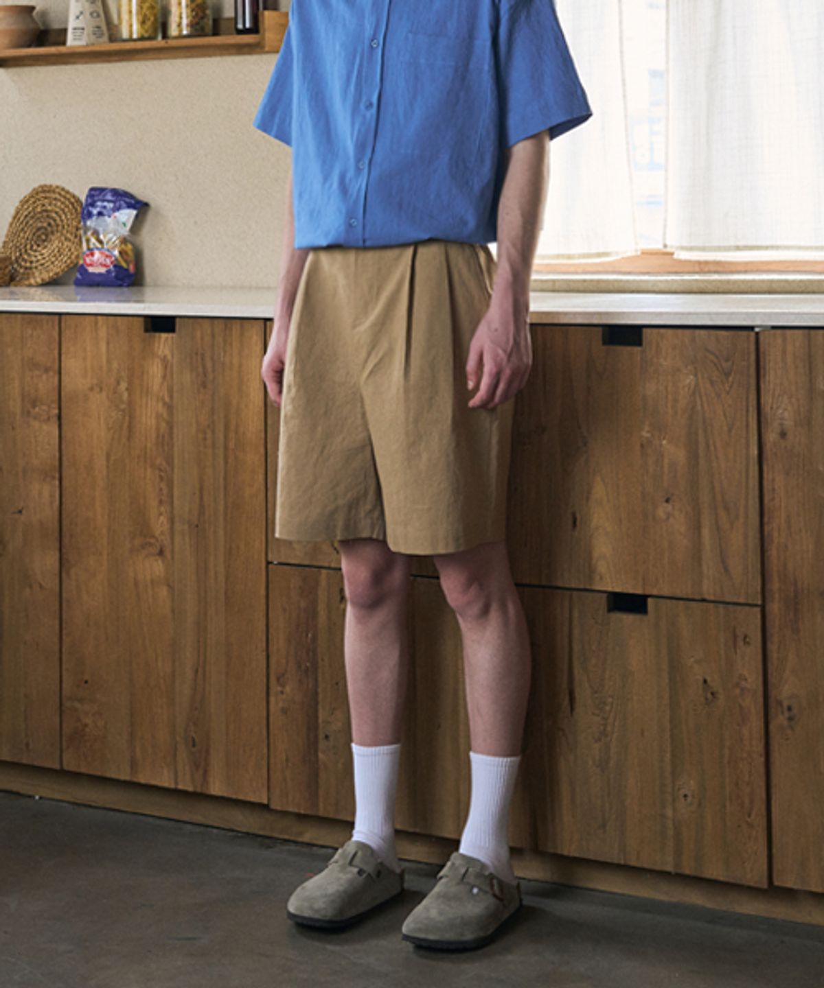 이즈(EASE) LINEN HALF BANDING BERMUDA PANTS_BEIGE_남녀공용
