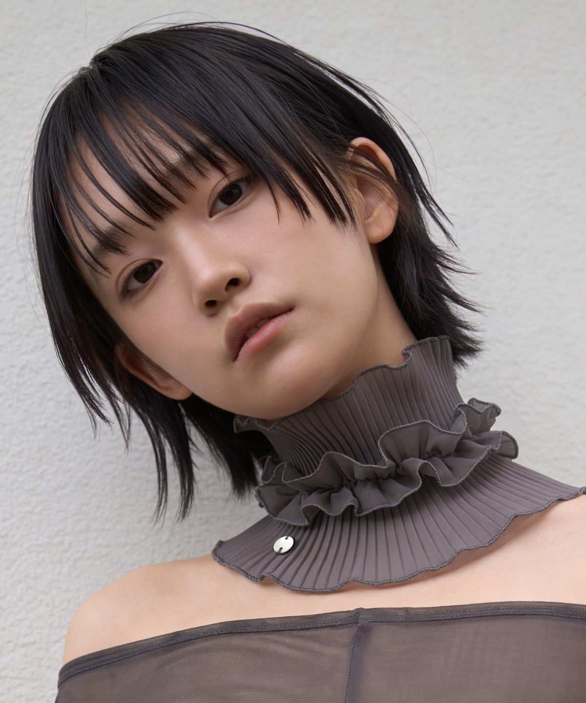 언더컨트롤 스튜디오(UNDERCONTROL STUDIO) 여름 레이스 넥커버 포인트 여성 스카프 NECK TUBE / DOUBLE PLEATED LACE / GREY