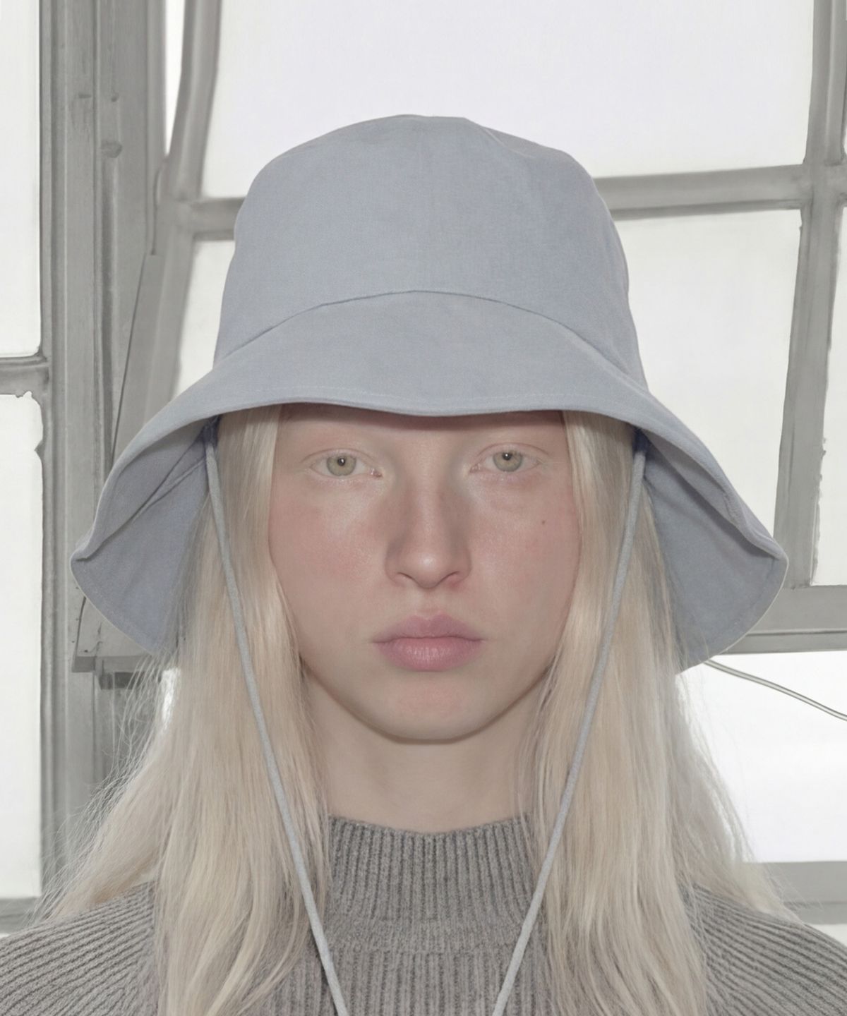 언더컨트롤 스튜디오(UNDERCONTROL STUDIO) 린넨 스트링 버킷햇 FOLD BUCKET / LINEN  STRING / SKY