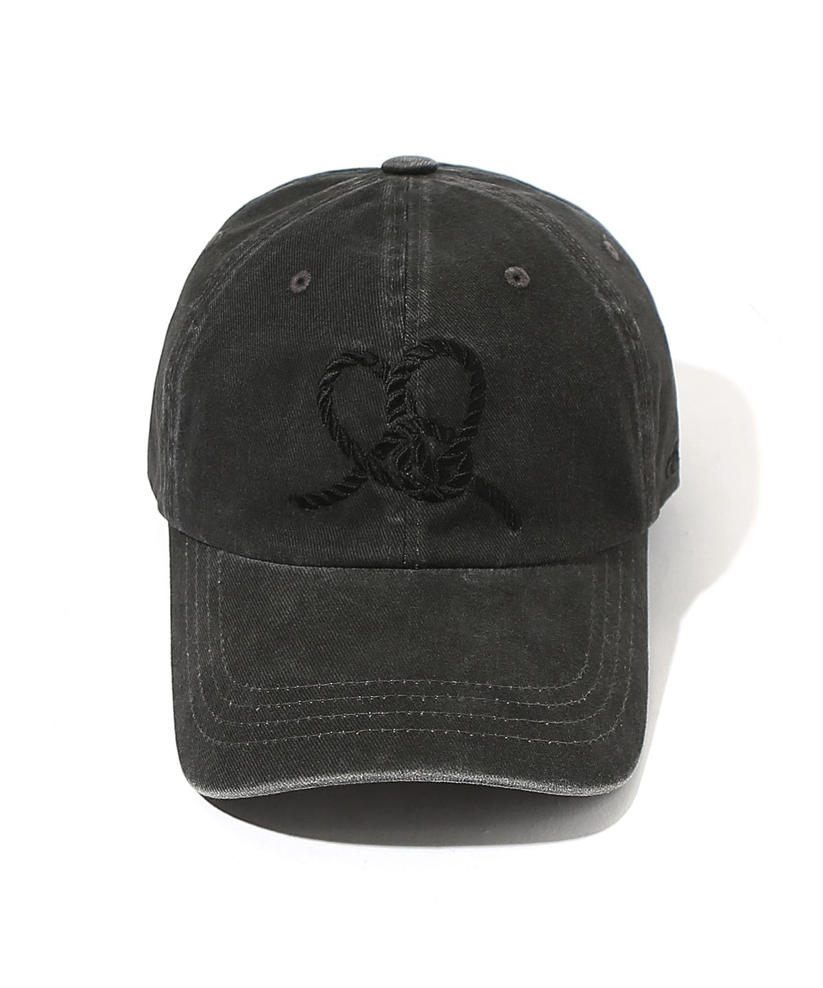 오가프(OGARP) Heart Knot Embroidery Cap Charcoal