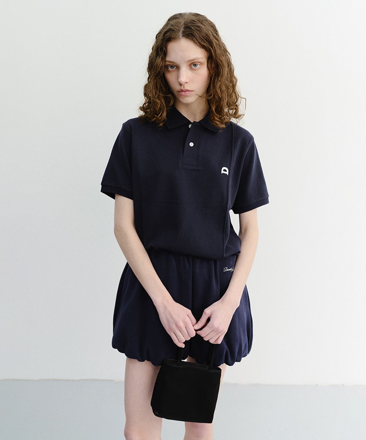 던스트(DUNST) UNISEX LEATHER LOGO POLO SHIRT_UDTS6B122_NAVY