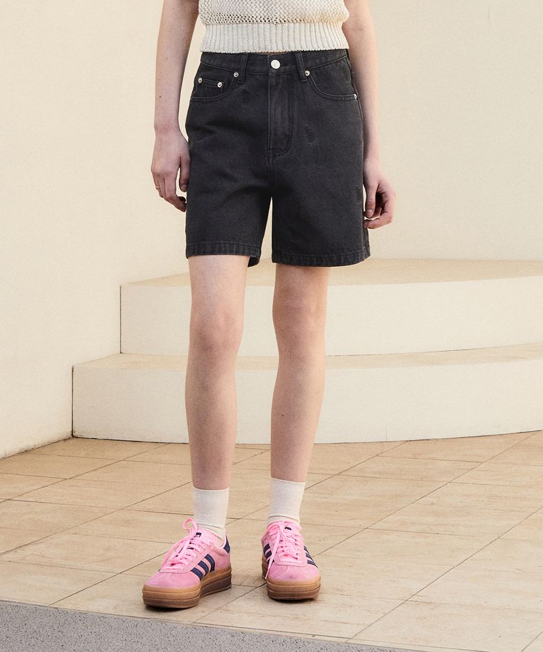 LOGO EMBROIDERY SHORT DENIM PANTS_VINTAGE BLACK