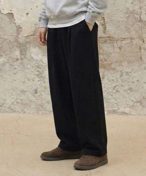 원턱 와이드 스웨트 팬츠 [블랙]