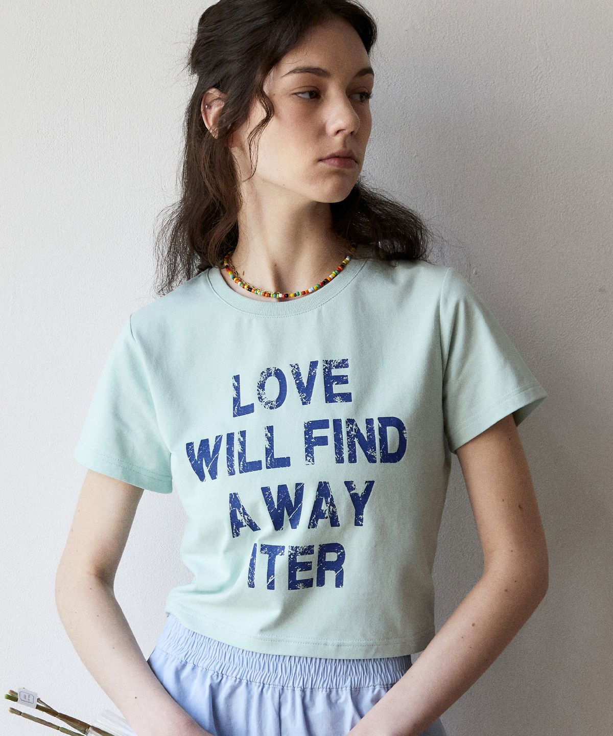 잇터(ITER) VINTAGE PRINTED LOVE CROP T-SHIRT_MINT NAVY