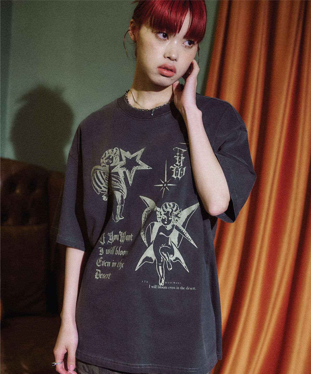 이퓨원트(IFYOUWANT) Star and Moon pigment TEE smoke black