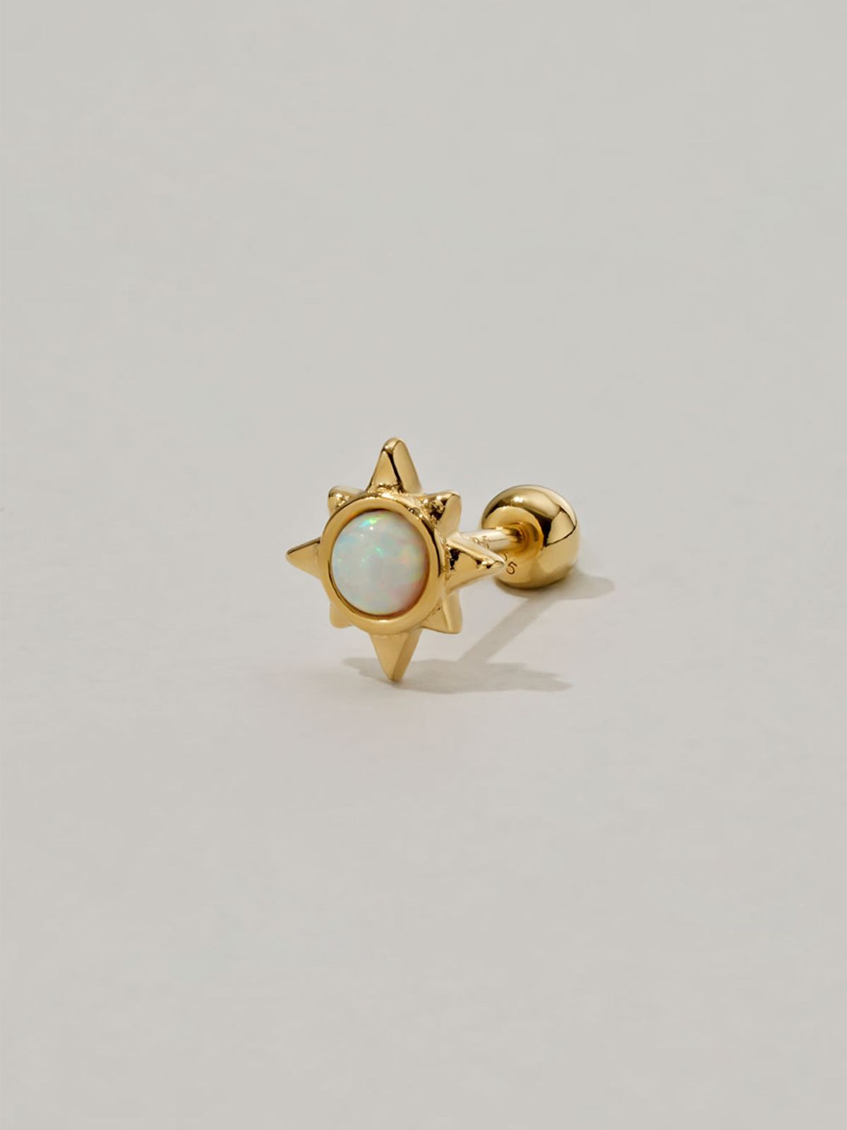 마나에트(MANAET) Sun Opal Piercing