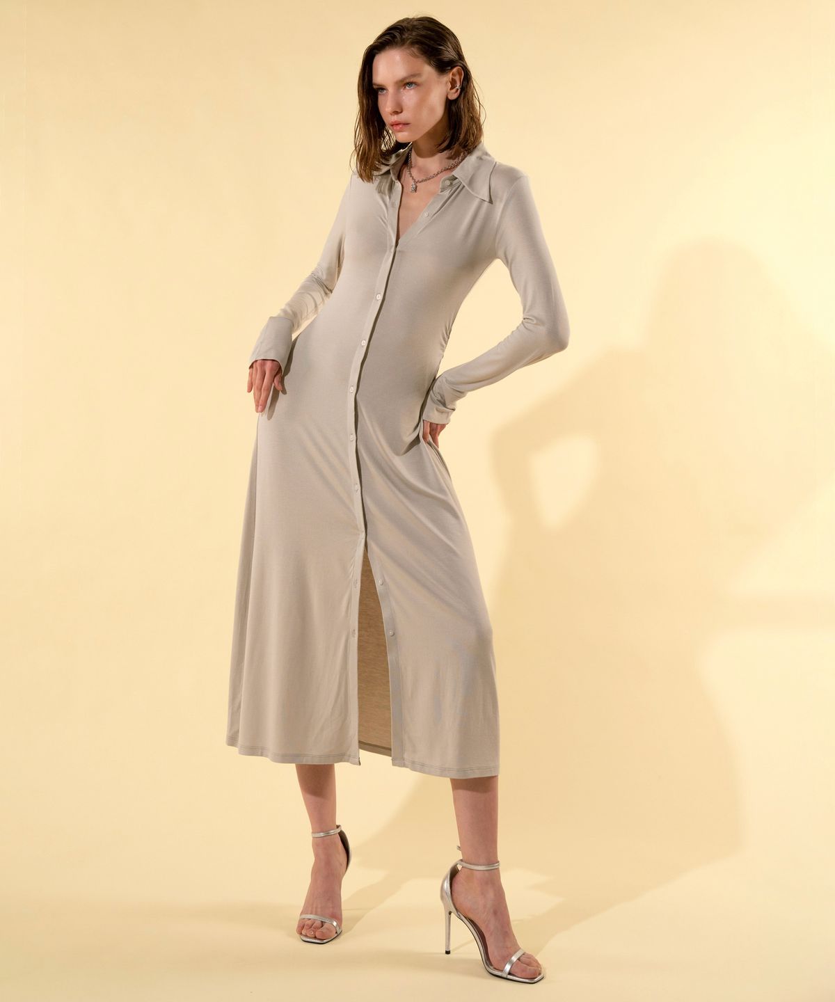 레트흐드레뚜왈(LETTRE DE LE TOILE) Dani button-up midi dress (dusty green)