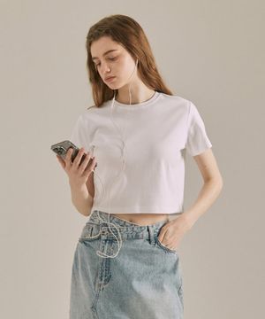 여성 라운드 크롭 반팔티셔츠 화이트 LATS0202