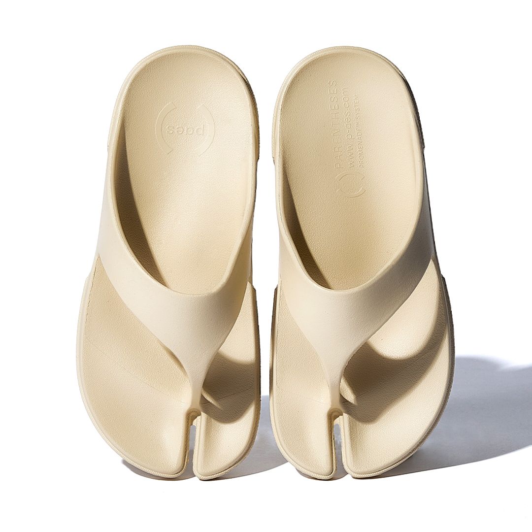 MUSINSA | PAES Flip Flops [Cream]