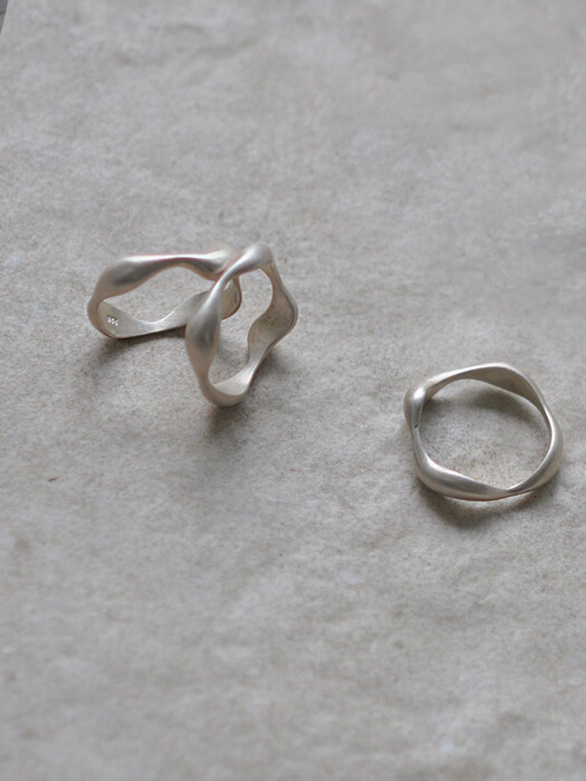 조에나(ZOENA) double round ring