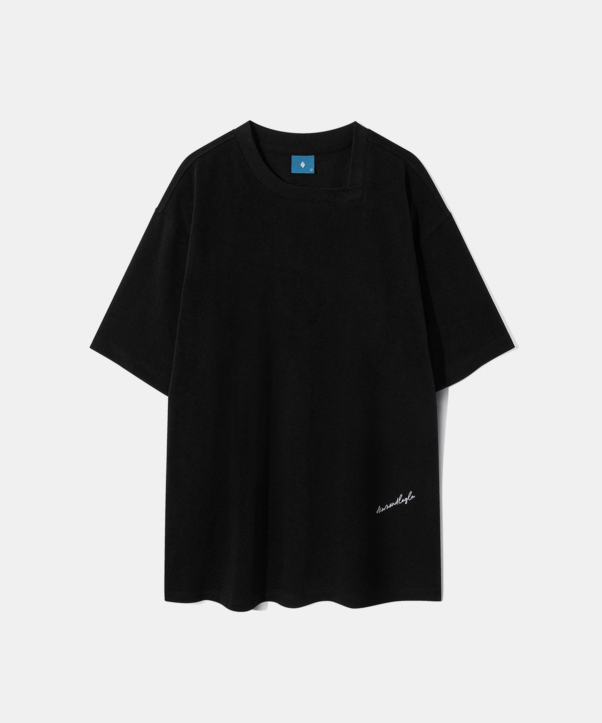 다이아몬드 레이라(DIAMOND LAYLA) Curved Neck Logo Short Sleeve T-shirt T75 Black