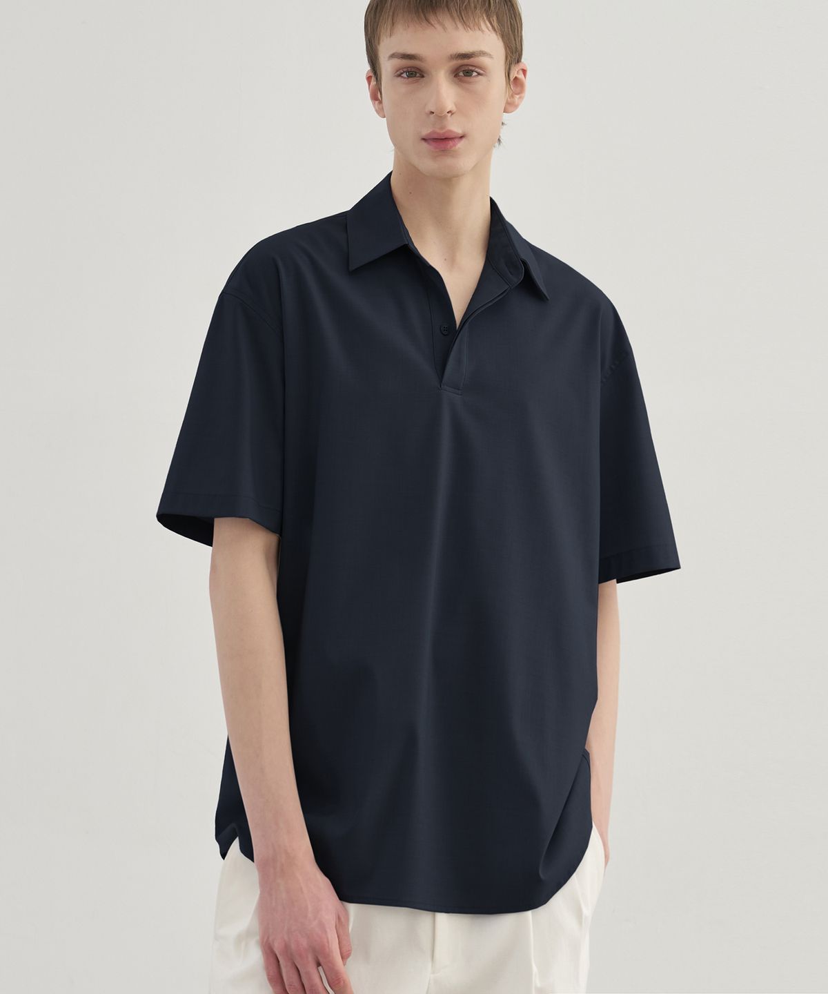 드로우핏(DRAW FIT) 오버사이즈 풀오버 카라 반팔 셔츠 [NAVY]