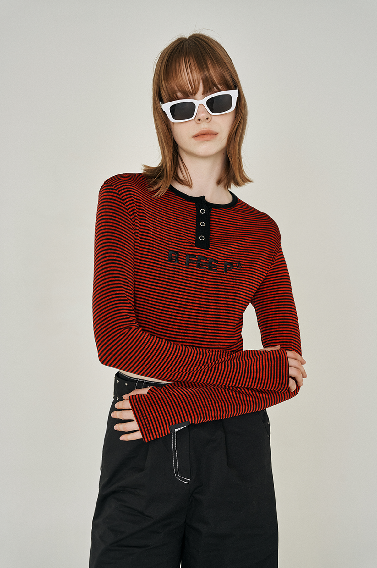 비피피(BFEEP) logo stripe warmer tee_red