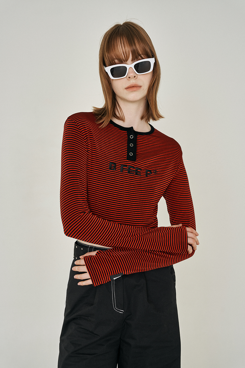 logo stripe warmer tee_red
