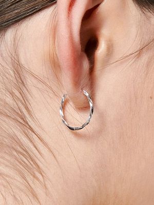 Twisted Hoop Silver Earring Ie323 [Silver]
