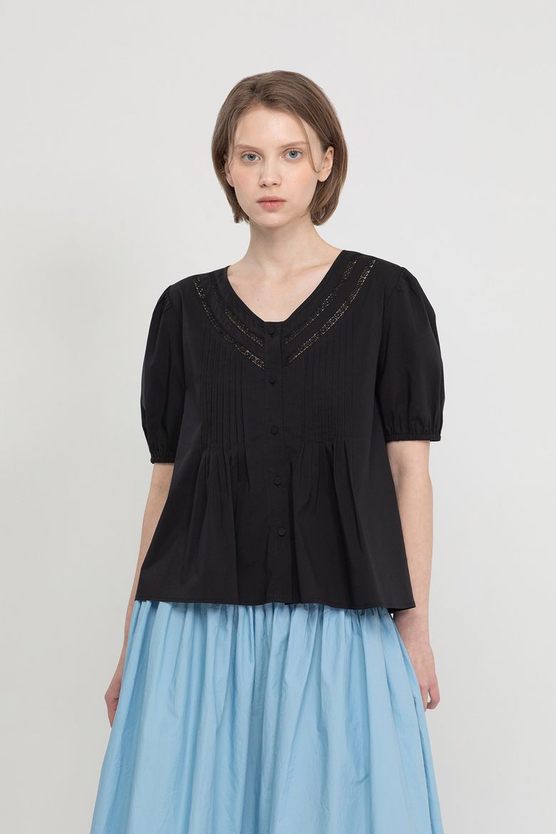 V-neck puff sleeve blouse - Black