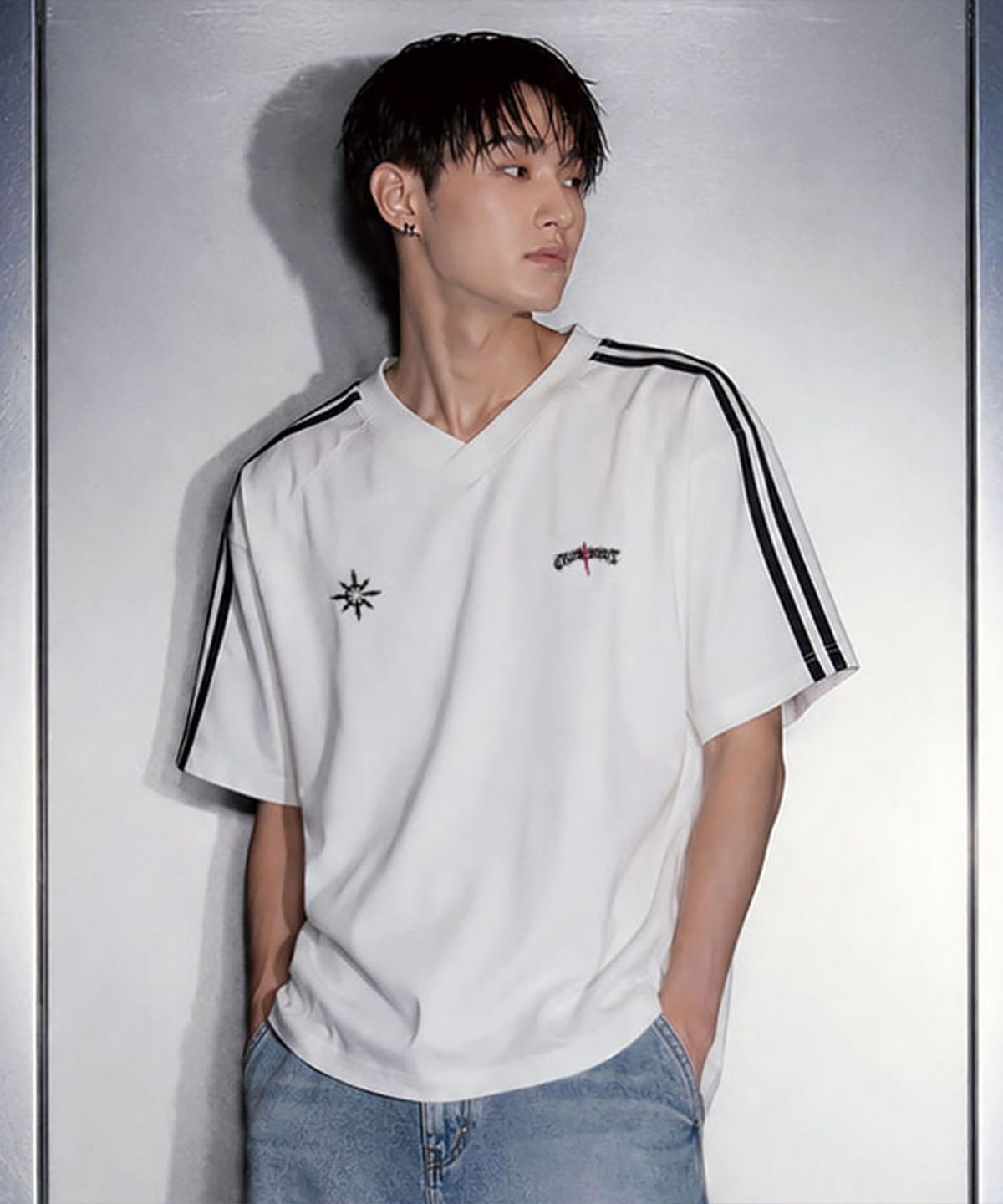크로스닷(CROSSDOT) 블랙마크 트랙 브이넥 반팔티셔츠 4 Color [CRSV_1002]