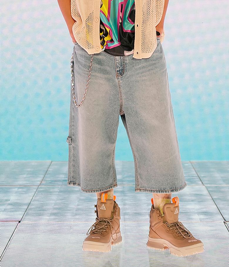 BULKY WIDE DENIM SHORT_LIGHT BLUE