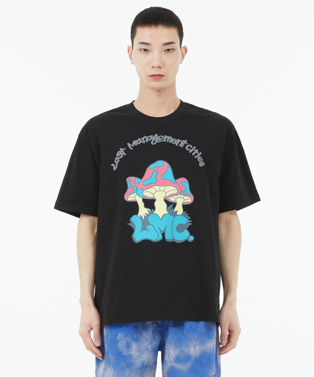 MUSHROOM TEE black