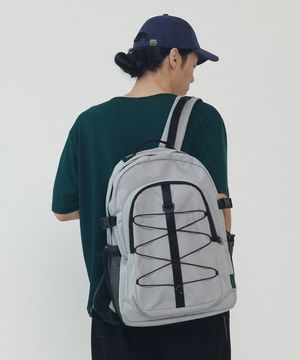 플랩 스트링 유틸리티 백팩 (그레이)