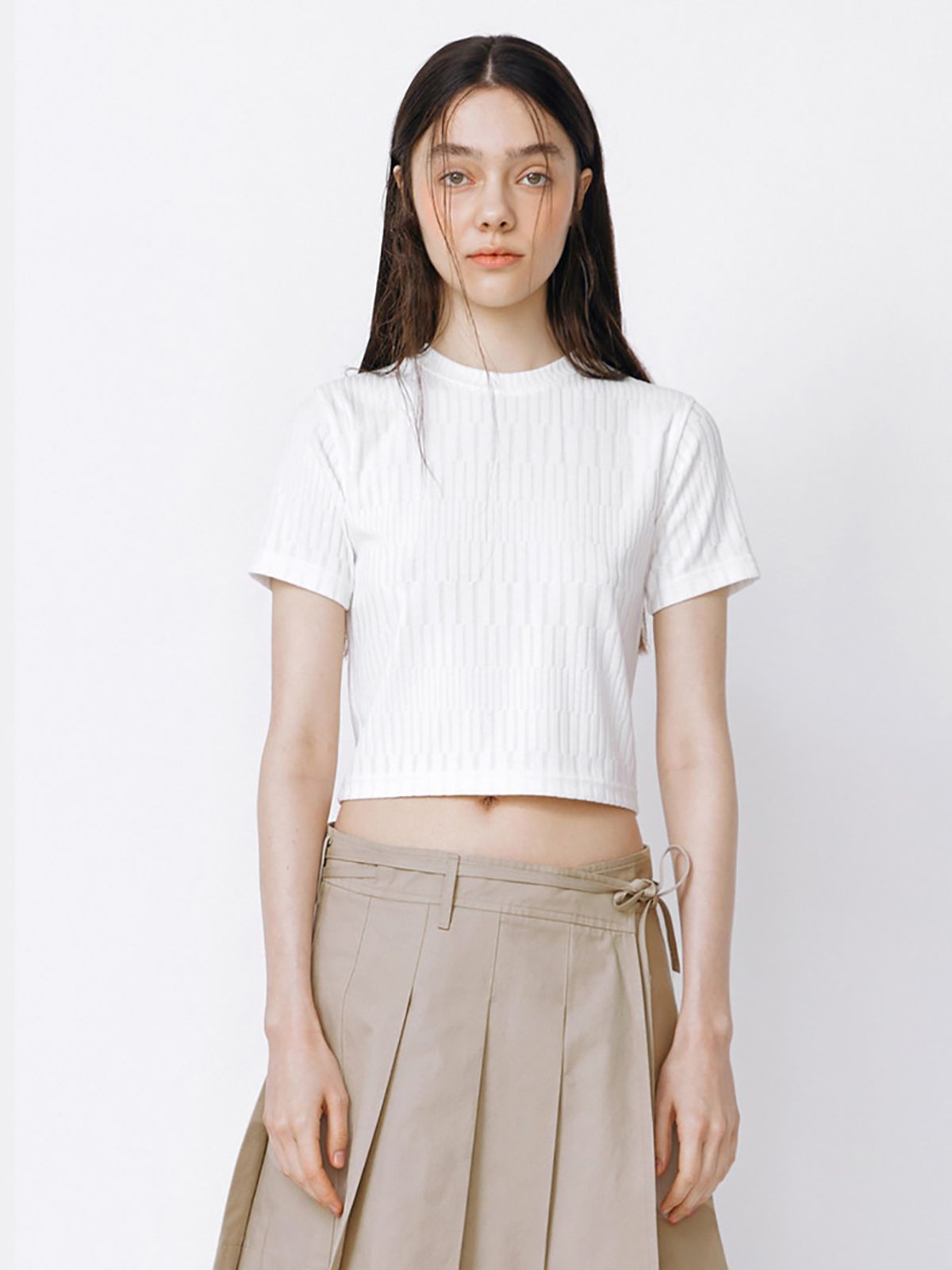 민더리(MEENDERI) BASIC PATTERN T-SHIRT - WHITE