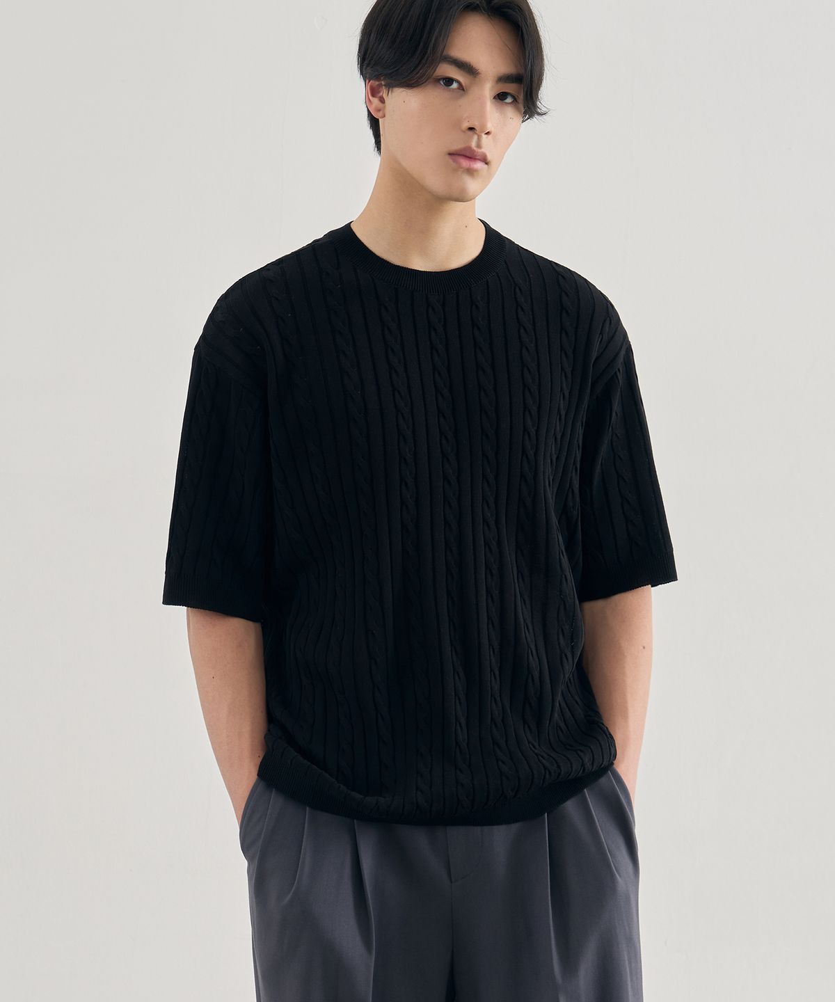 드로우핏(DRAW FIT) 케이블 반팔 라운드 니트 [BLACK]