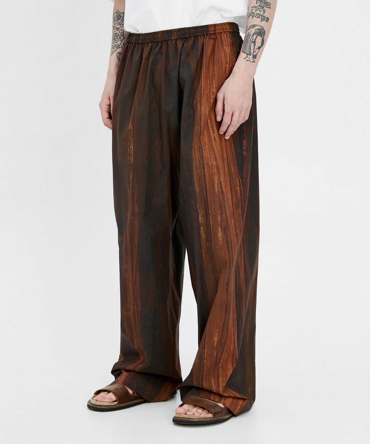 이에이(IEY) STREAMING BANDING PANTS Black