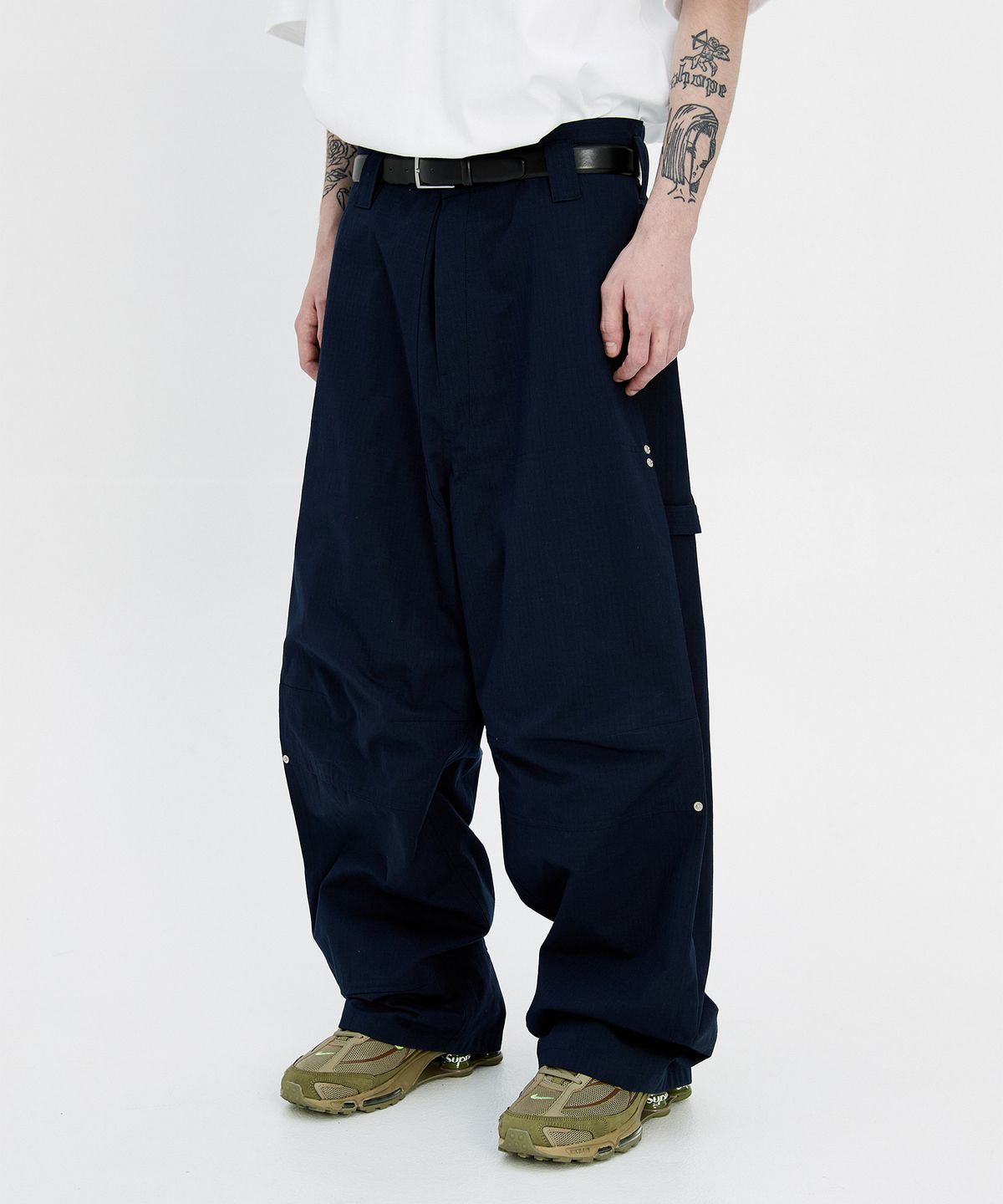 이에이(IEY) MAC CARPENTER PANTS Navy