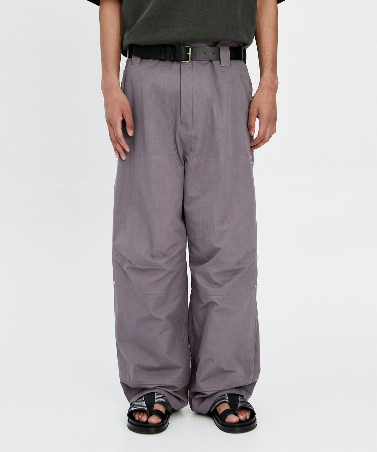 이에이(IEY) MAC CARPENTER PANTS Purple